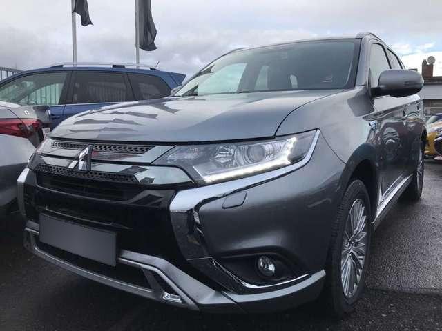 Mitsubishi Outlander Basis Spirit Navi Kamera