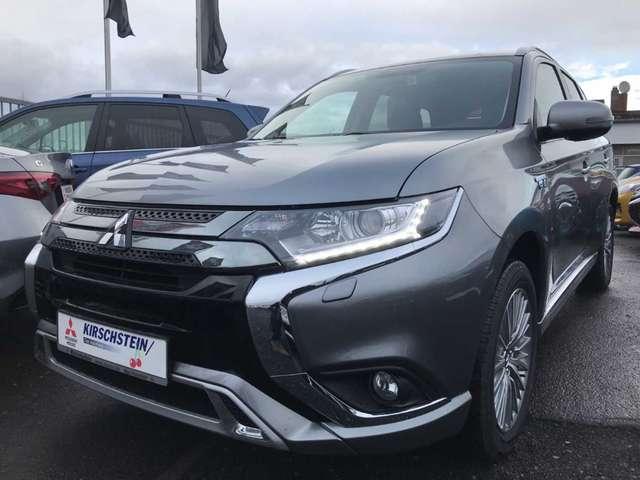 Mitsubishi Outlander Basis Spirit Navi Kamera