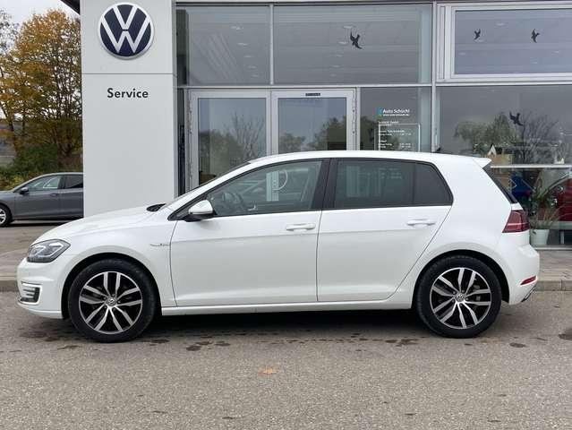 Volkswagen Golf e-Golf 17